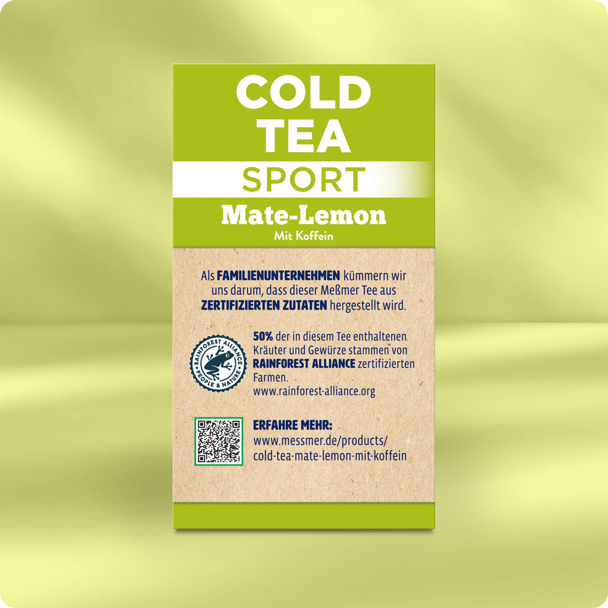 Rückseite der Packung Cold Tea Mate-Lemon mit Koffein mit Rainforest-Alliance-Siegel und QR-Code vor grünem Hintergrund