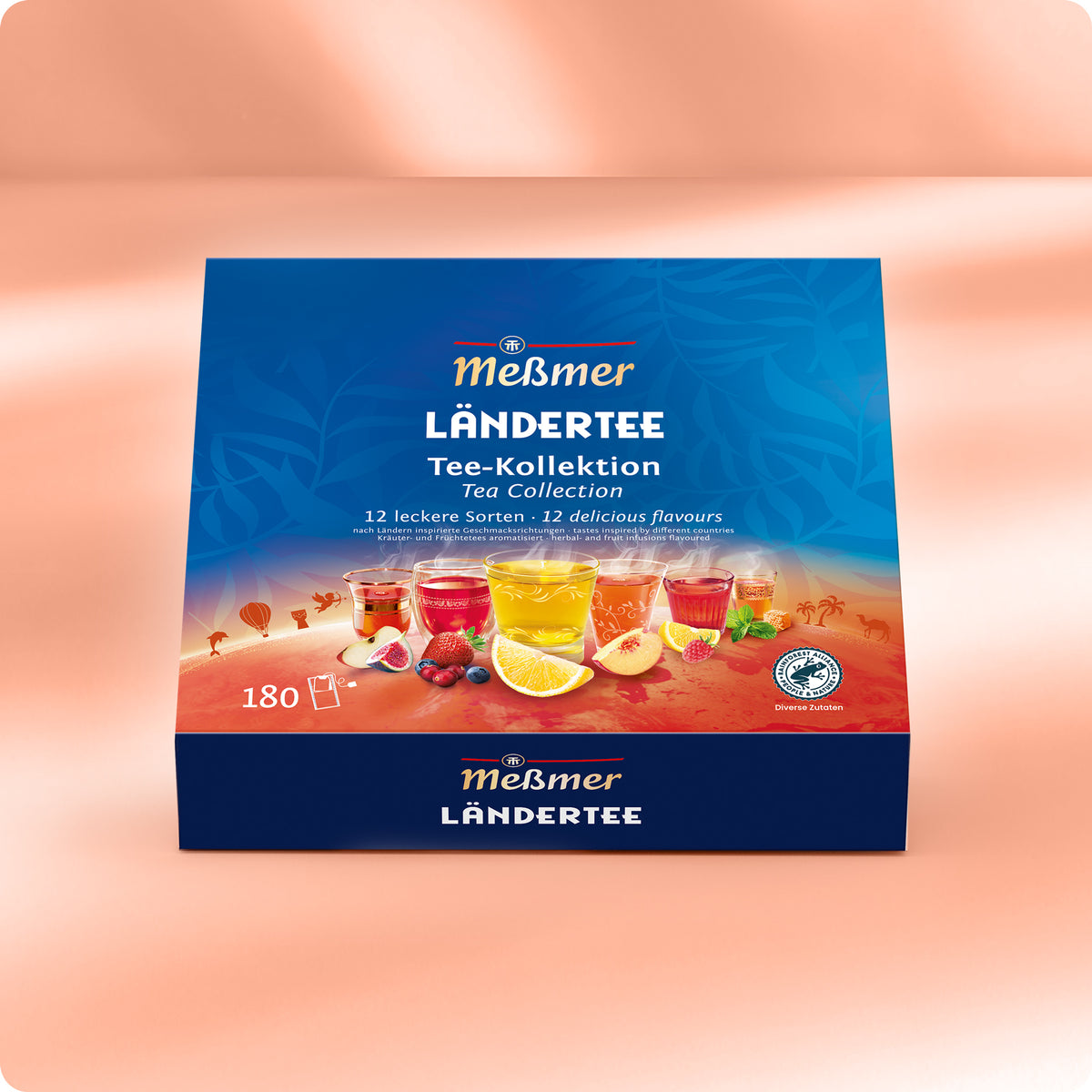 Eine Meßmer DE Ländertee Collection Box mit 12 leckeren Geschmacksrichtungen, Teegläsern mit Früchten und Gewürzen in blau-orangem Design. Enthält Früchtetee im Teebeutel für Frische mit Aromaschutzkuvert.
